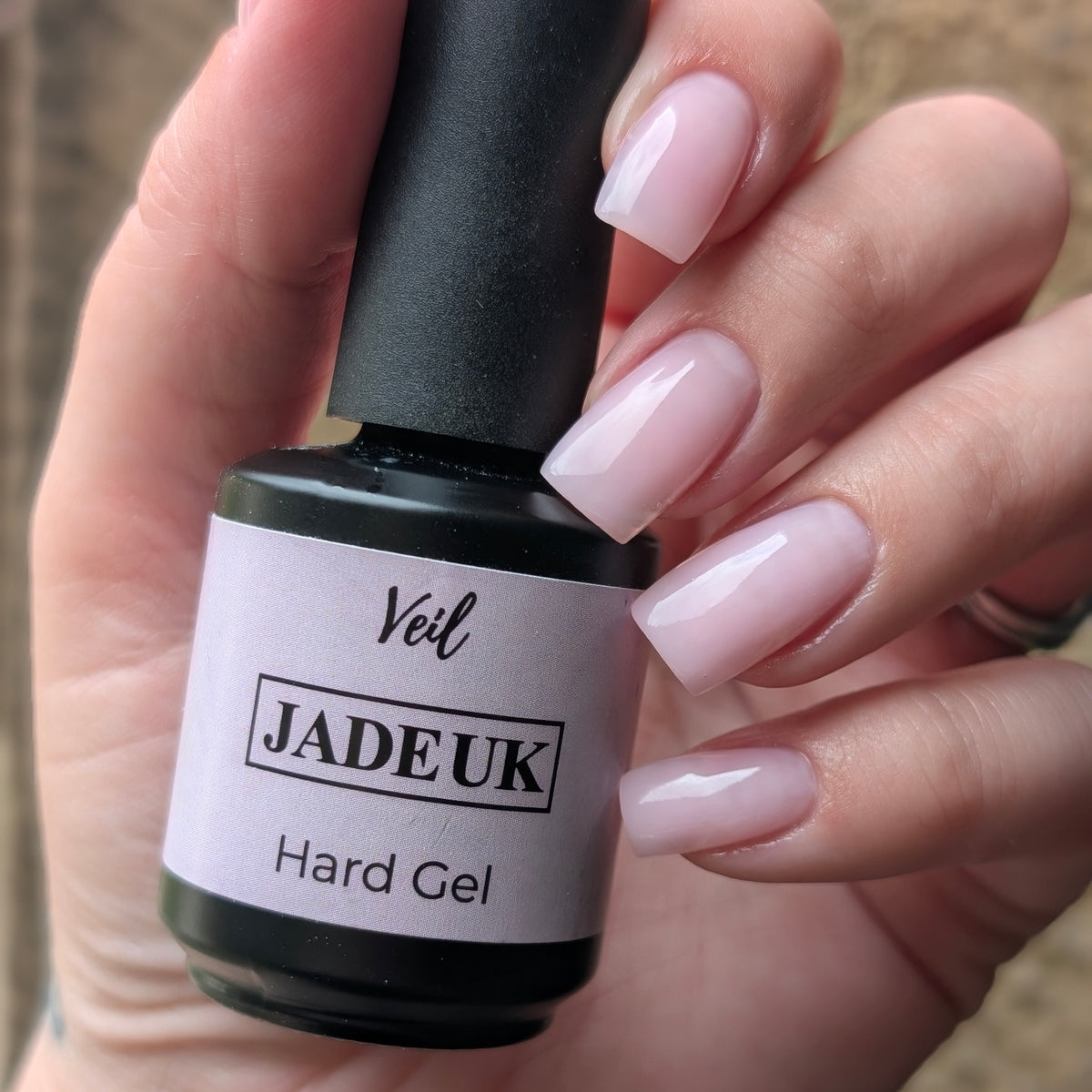 Veil Hard Gel In Bottle